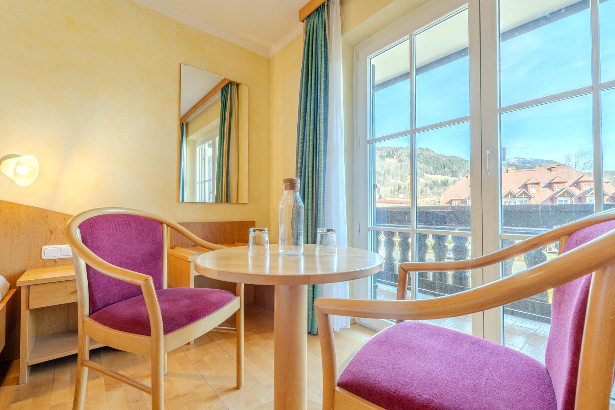 Whats-App Self-Check-In - Villa Maria Theresia Bad Goisern Rom bilde